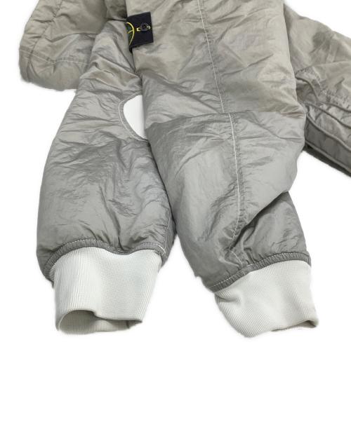 STONE ISLAND（ストーンアイランド）STONE ISLAND (ストーンアイランド) 中綿ジャケット 23AW グレー サイズ:Lの古着・服飾アイテム