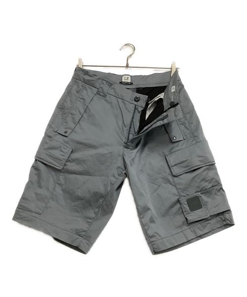 C.P COMPANY（シーピーカンパニー）C.P COMPANY (シーピーカンパニー) ハーフパンツ　THE METRO POLIS SERIES　24SS グレー サイズ:48の古着・服飾アイテム
