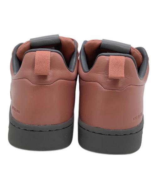 asics（アシックス）asics (アシックス) ローカットスニーカー オレンジ サイズ:28.5の古着・服飾アイテム