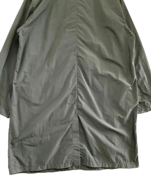 THE NORTH FACE（ザ ノース フェイス）THE NORTH FACE (ザ ノース フェイス) コート ロールパックジャーニーズコート グレー サイズ:Mの古着・服飾アイテム