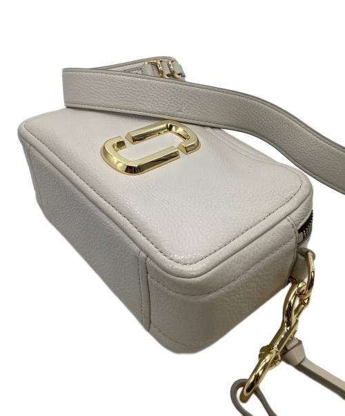 MARC JACOBS（マークジェイコブズ）MARC JACOBS (マークジェイコブス) ショルダーバッグ スナップショット ベージュの古着・服飾アイテム