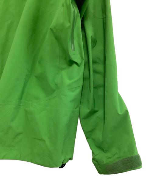 ARC'TERYX（アークテリクス）ARC'TERYX (アークテリクス) ナイロンジャケット SIDEWINDER SV グリーン サイズ:Mの古着・服飾アイテム