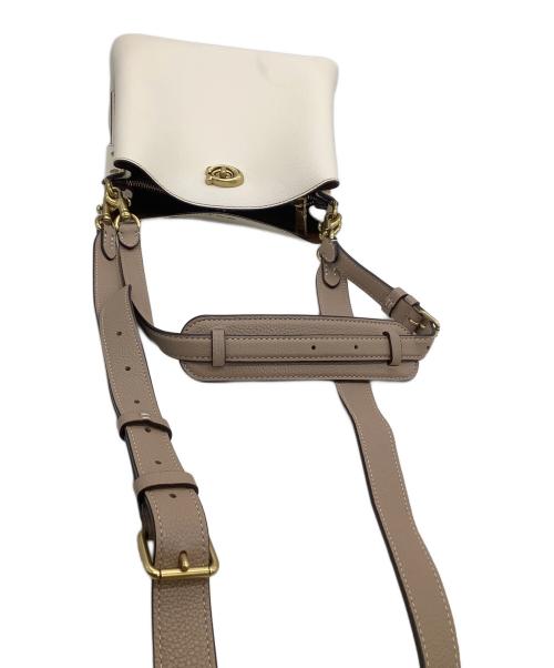 COACH（コーチ）COACH (コーチ) ウィロウ バケット バッグ ホワイト×ブラウンの古着・服飾アイテム
