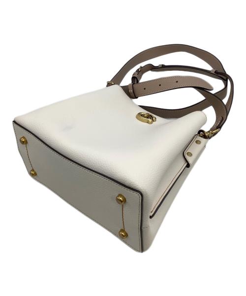 COACH（コーチ）COACH (コーチ) ウィロウ バケット バッグ ホワイト×ブラウンの古着・服飾アイテム