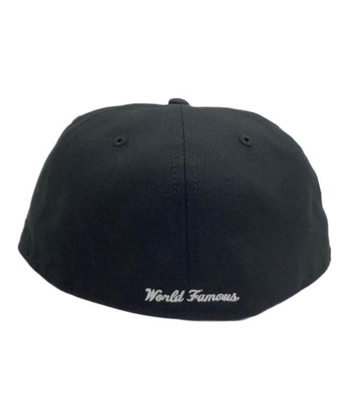 New Era（ニューエラ）New Era (ニューエラ) SUPREME (シュプリーム) キャップ Grinch BOX Logo ブラック サイズ:7 1/2 59.6cm 未使用品の古着・服飾アイテム