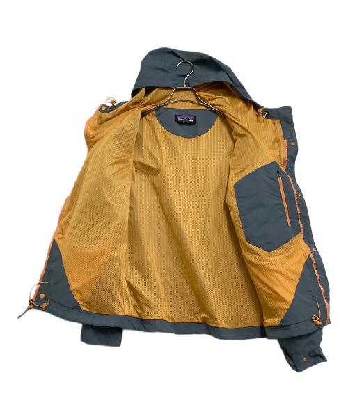 Patagonia（パタゴニア）Patagonia (パタゴニア) フーデッドジャケット グレー サイズ:Sの古着・服飾アイテム