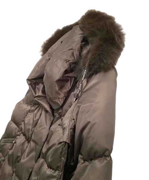 BALMAIN（バルマン）BALMAIN (バルマン) ブルーフォックスファー付きダウンジャケット ブラウン サイズ:Mの古着・服飾アイテム