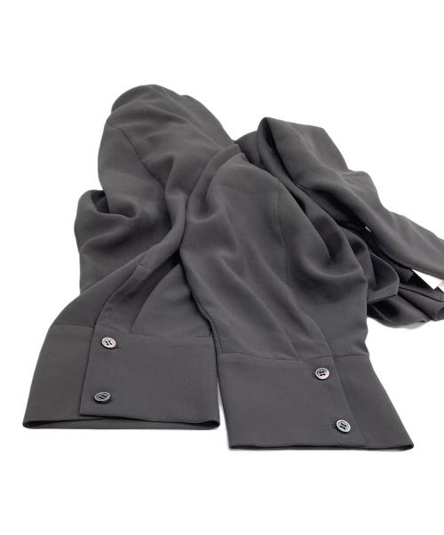 MOGA（モガ）MOGA (モガ) 長袖ブラウス　ソフトジョーゼットドルマンスリーブブラウス　25年モデル グレー サイズ:2 未使用品の古着・服飾アイテム