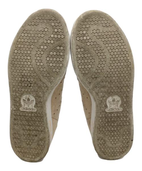 adidas（アディダス）adidas (アディダス) ローカットスニーカー　STANSMITH ベージュ サイズ:26の古着・服飾アイテム