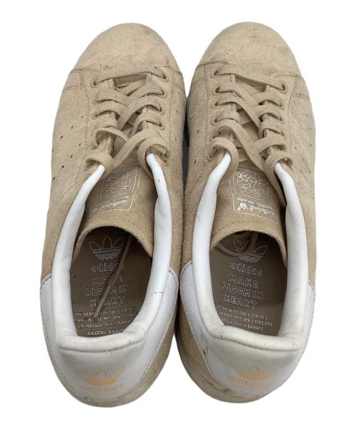 adidas（アディダス）adidas (アディダス) ローカットスニーカー　STANSMITH ベージュ サイズ:26の古着・服飾アイテム