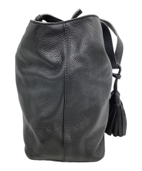 TORY BURCH（トリーバーチ）TORY BURCH (トリーバーチ) トートバッグ タッセル付 エンボスロゴ ブラックの古着・服飾アイテム