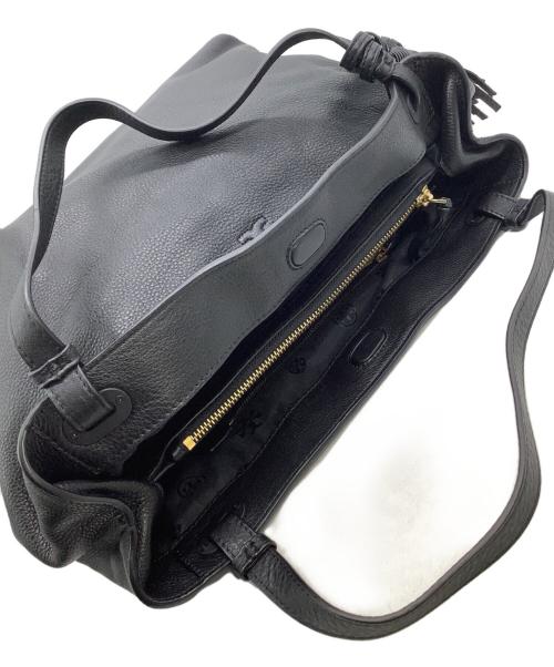 TORY BURCH（トリーバーチ）TORY BURCH (トリーバーチ) トートバッグ タッセル付 エンボスロゴ ブラックの古着・服飾アイテム