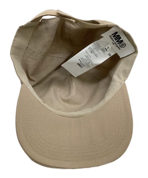 MM6 Maison Margiela（エムエムシックスメゾンマルジェラ）MM6 Maison Margiela (エムエムシックスメゾンマルジェラ) キャップ ベージュの古着・服飾アイテム
