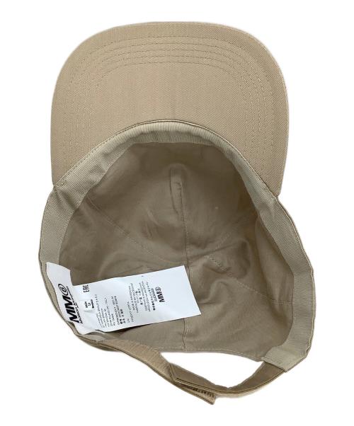 MM6 Maison Margiela（エムエムシックスメゾンマルジェラ）MM6 Maison Margiela (エムエムシックスメゾンマルジェラ) キャップ ベージュの古着・服飾アイテム