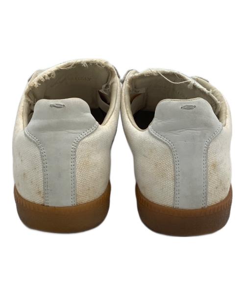 Maison Martin Margiela（メゾンマルタンマルジェラ）Maison Martin Margiela (メゾンマルタンマルジェラ) ローカットスニーカー　REPLICA ホワイト×グレー サイズ:42の古着・服飾アイテム