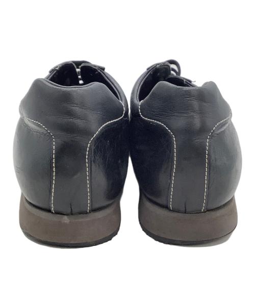 MIU MIU（ミュウミュウ）MIU MIU (ミュウミュウ) ローカットスニーカー ブラック サイズ:9の古着・服飾アイテム