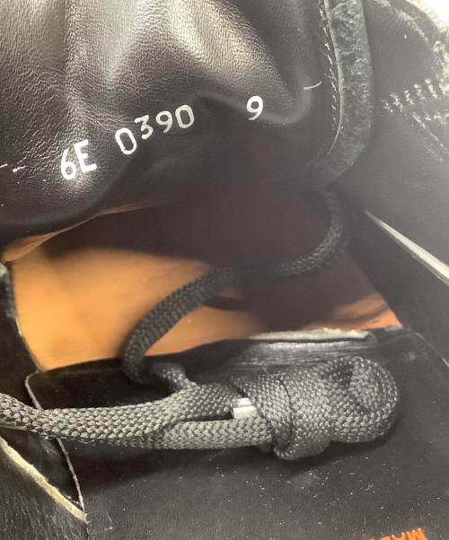 MIU MIU（ミュウミュウ）MIU MIU (ミュウミュウ) ローカットスニーカー ブラック サイズ:9の古着・服飾アイテム