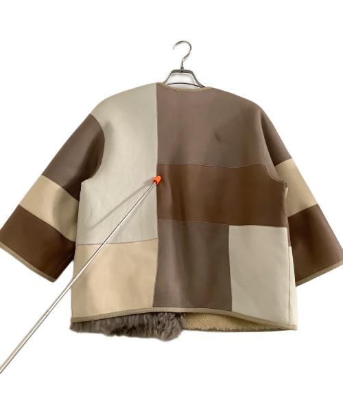 GALERIE VIE（ギャルリーヴィー）GALERIE VIE (ギャルリーヴィー) リバーシブルムートンジャケット ブラウン×ベージュ サイズ:36の古着・服飾アイテム