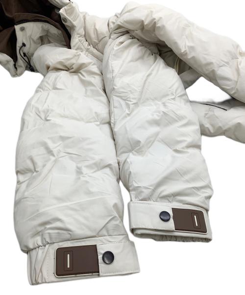 EMMAUELA（エマヌエーラ）EMMAUELA (エマヌエーラ) ダウンジャケット ホワイト サイズ:48の古着・服飾アイテム