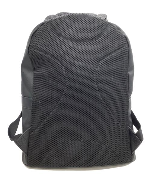 ARMANI JEANS（アルマーニジーンズ）ARMANI JEANS (アルマーニジーンズ) レザーリュック ブラックの古着・服飾アイテム