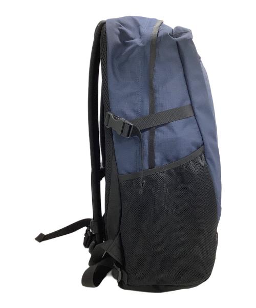 THE NORTH FACE（ザ ノース フェイス）THE NORTH FACE (ザ ノース フェイス) リュック ボーダーショット ネイビーの古着・服飾アイテム
