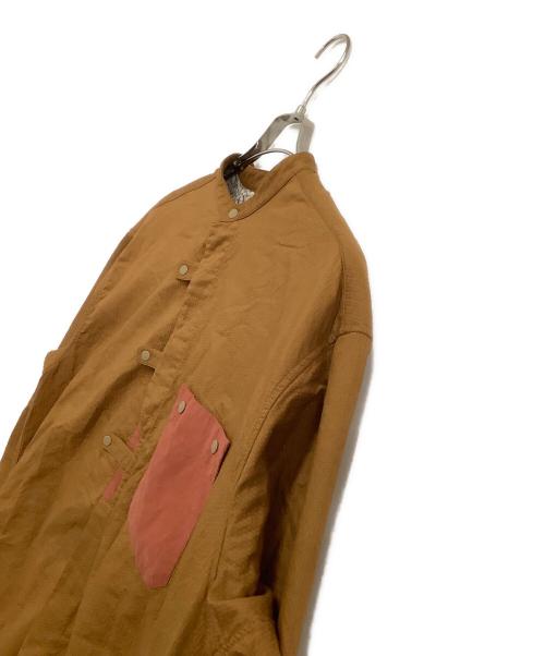 WHITE MOUNTAINEERING（ホワイトマウンテ二アニング）WHITE MOUNTAINEERING (ホワイトマウンテ二アニング) 長袖シャツ　	スモックシャツ SMOCK SHIRT ブラウン サイズ:2の古着・服飾アイテム