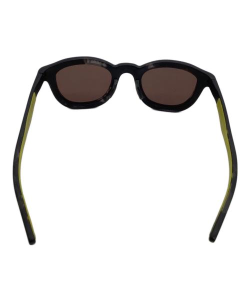 Eyevol（アイヴォル）Eyevol (アイヴォル) サングラス ブラック×グリーンの古着・服飾アイテム