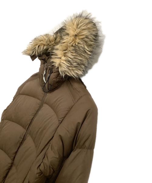 MOUNTAIN HARD WEAR（マウンテンハードウェア）MOUNTAIN HARD WEAR (マウンテンハードウェア) ダウンコート ブラウン サイズ:Sの古着・服飾アイテム