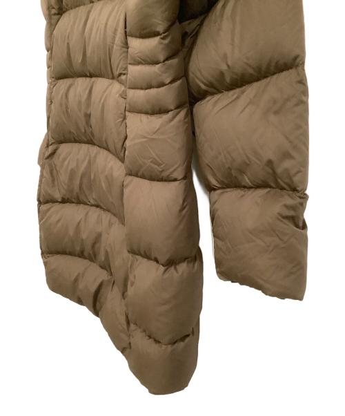 MOUNTAIN HARD WEAR（マウンテンハードウェア）MOUNTAIN HARD WEAR (マウンテンハードウェア) ダウンコート ブラウン サイズ:Sの古着・服飾アイテム