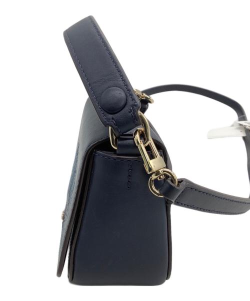 TORY BURCH（トリーバーチ）TORY BURCH (トリーバーチ) ショルダーミニバッグ LILIYM MICRO SATCHEL ネイビーの古着・服飾アイテム