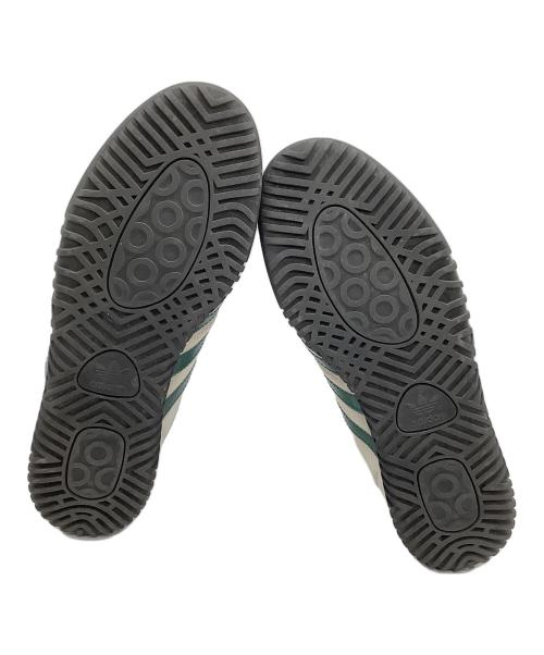 adidas（アディダス）adidas (アディダス) Blondey McCoy (ブロンディ・マッコイ) スニーカーAB Gazelle Indoor Noble Green ベージュ×ブラック サイズ:27の古着・服飾アイテム