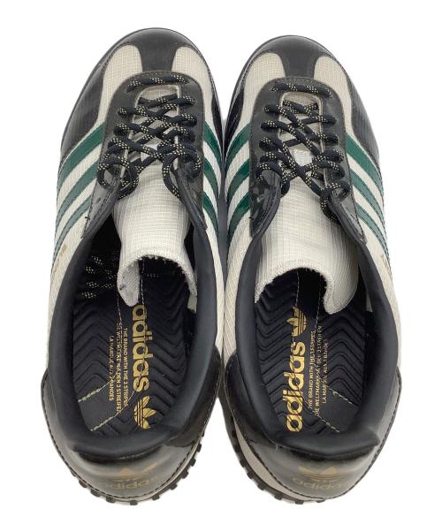 adidas（アディダス）adidas (アディダス) Blondey McCoy (ブロンディ・マッコイ) スニーカーAB Gazelle Indoor Noble Green ベージュ×ブラック サイズ:27の古着・服飾アイテム