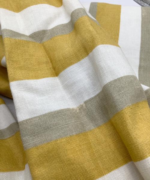 Chloe（クロエ）Chloe (クロエ) ダブルジャケット イエロー×ベージュ サイズ:34の古着・服飾アイテム