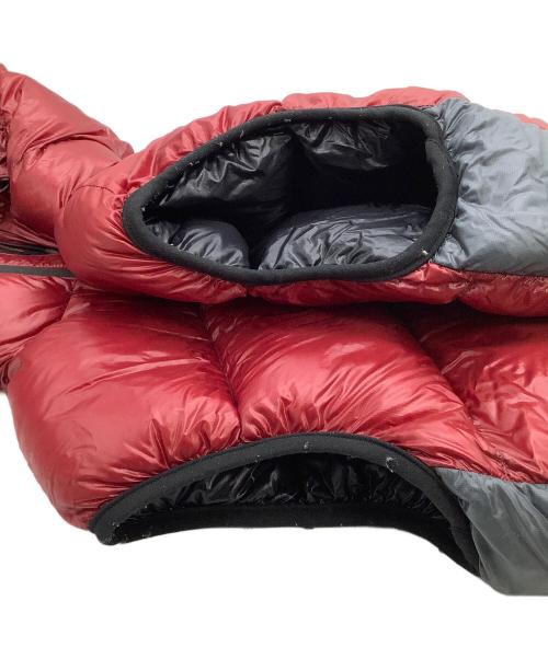 FEATHERED FRIENDS（フェザードフレンズ）FEATHERED FRIENDS (フェザードフレンズ) ダウンベスト  RETRO レッド×グレー サイズ:XSの古着・服飾アイテム