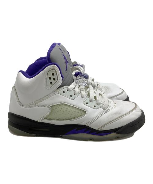 NIKE（ナイキ）NIKE (ナイキ) スニーカー ホワイト×パープル サイズ:24.5の古着・服飾アイテム