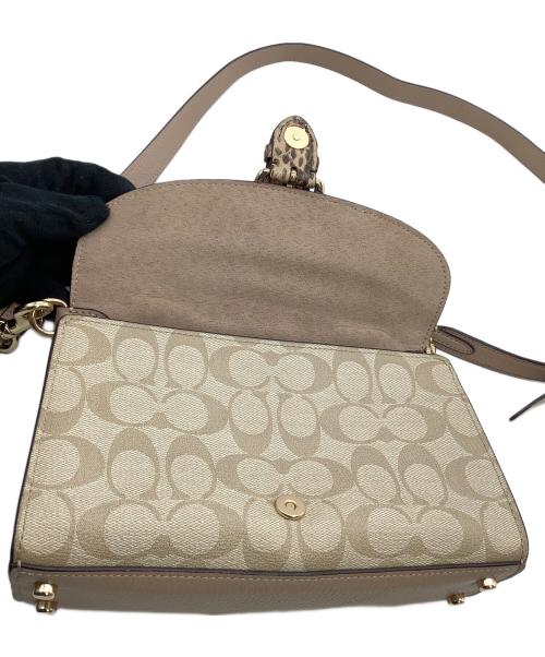 COACH（コーチ）COACH (コーチ) ショルダーバッグ シグネチャー クレオパイソン柄 ベージュの古着・服飾アイテム