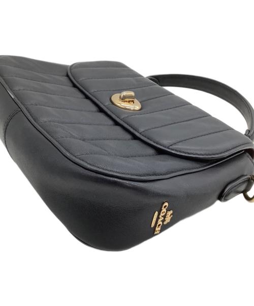 COACH（コーチ）COACH (コーチ) キルティングショルダーバッグ ブラックの古着・服飾アイテム