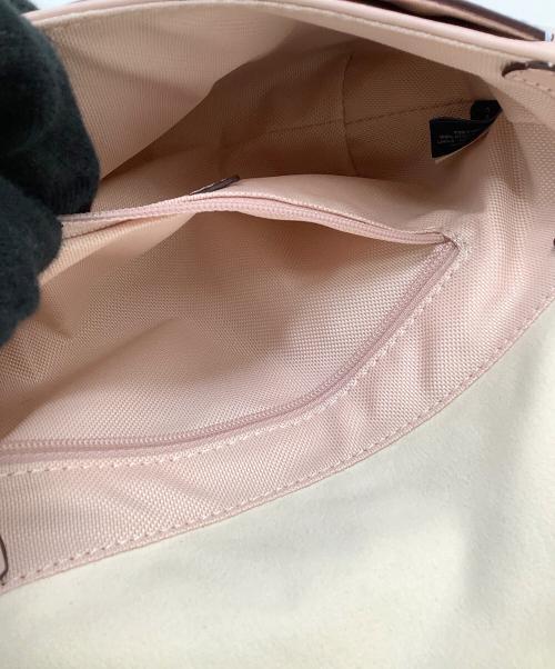 COLE HAAN（コールハーン）COLE HAAN (コールハーン) ショルダーバッグ womens. ピンク×ホワイト 未使用品の古着・服飾アイテム