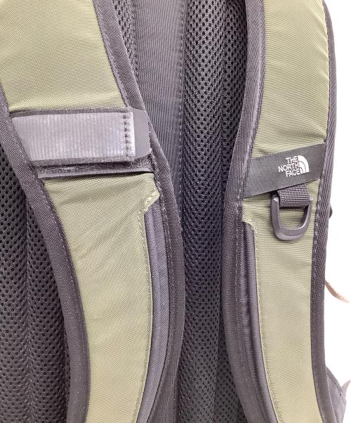 THE NORTH FACE（ザ ノース フェイス）THE NORTH FACE (ザ ノース フェイス) リュック カーキ×ブラックの古着・服飾アイテム