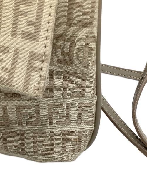 FENDI（フェンディ）FENDI (フェンディ) ショルダーバッグ ズッキーノ マンマバケット ベージュの古着・服飾アイテム