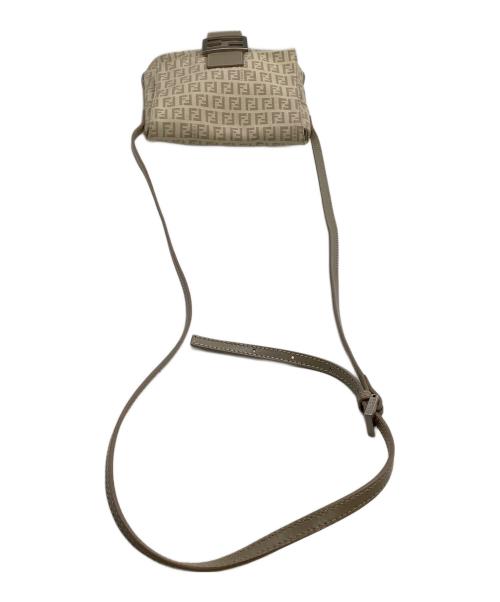 FENDI（フェンディ）FENDI (フェンディ) ショルダーバッグ ズッキーノ マンマバケット ベージュの古着・服飾アイテム