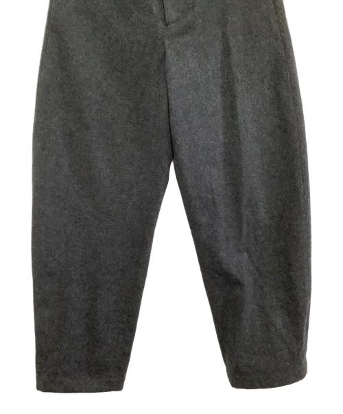 JIL SANDER+（ジルサンダープラス）JIL SANDER+ (ジルサンダープラス) ウールワイドスラックス　24AWモデル グレー サイズ:46の古着・服飾アイテム