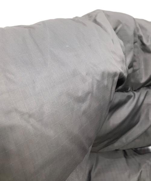 FIRST DOWN（ファーストダウン）FIRST DOWN (ファーストダウン) リバーシブルダウンジャケット ブラック×グレー サイズ:Mの古着・服飾アイテム