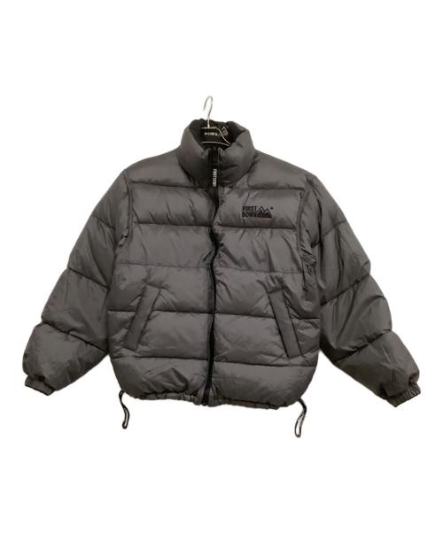 FIRST DOWN（ファーストダウン）FIRST DOWN (ファーストダウン) リバーシブルダウンジャケット ブラック×グレー サイズ:Mの古着・服飾アイテム