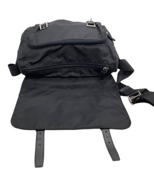 PRADA（プラダ）PRADA (プラダ) ナイロンショルダーバッグ ブラックの古着・服飾アイテム