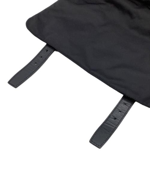 PRADA（プラダ）PRADA (プラダ) ナイロンショルダーバッグ ブラックの古着・服飾アイテム