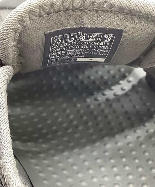 SKECHERS（スケッチャーズ）SKECHERS (スケッチャーズ) SLIP-INS TRESMEN NORVICK グレー サイズ:25.5の古着・服飾アイテム