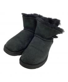 UGG（アグ）の古着「ムートンブーツ　MINI BAILEY BUTTON BLING」｜ブラック