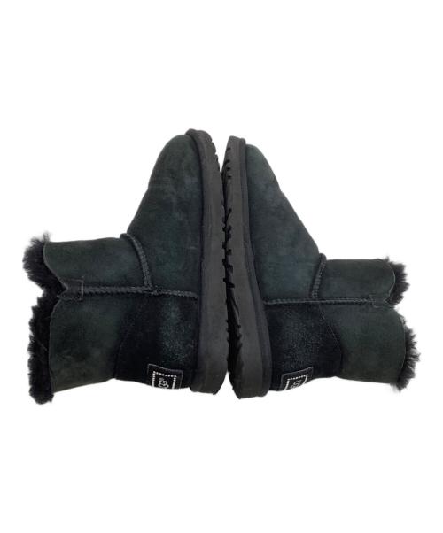 UGG（アグ）UGG (アグ) ムートンブーツ　MINI BAILEY BUTTON BLING ブラック サイズ:23の古着・服飾アイテム