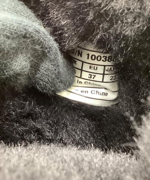 UGG（アグ）UGG (アグ) ムートンブーツ　MINI BAILEY BUTTON BLING ブラック サイズ:23の古着・服飾アイテム